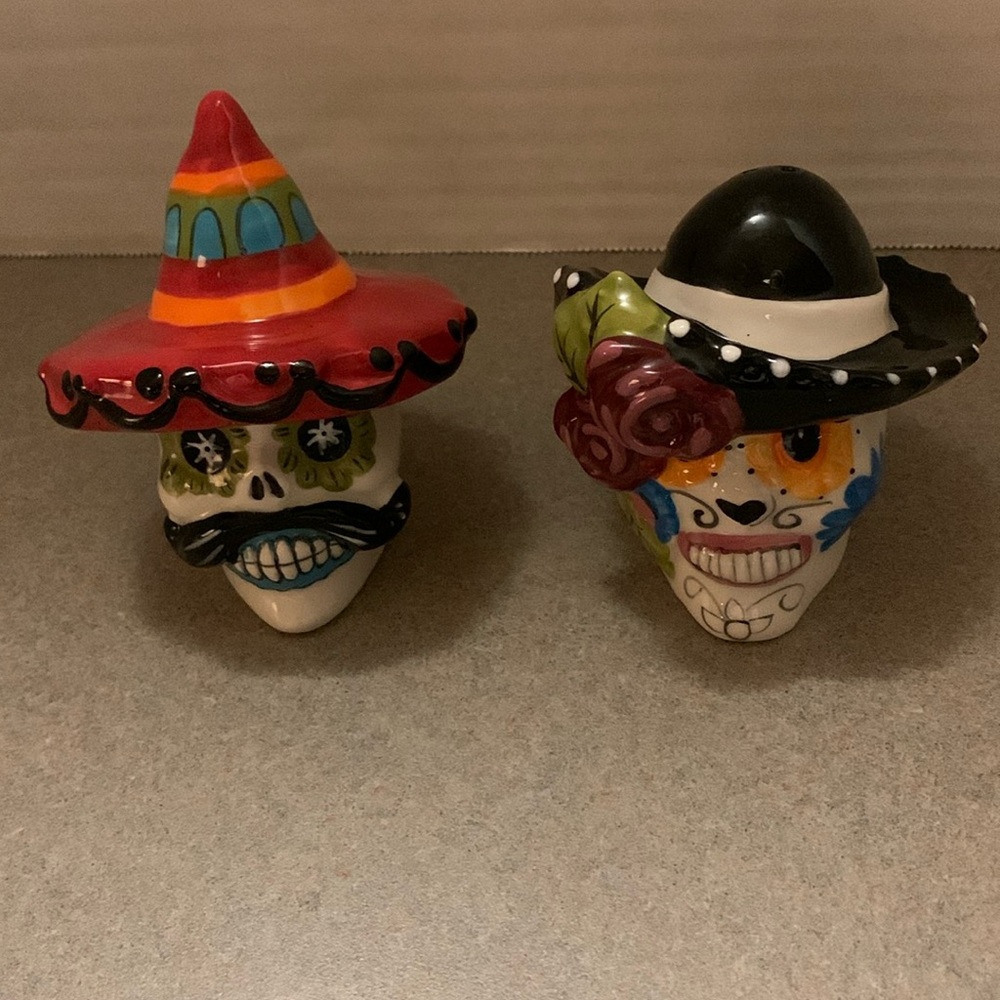 Blue Sky Mr. And Mrs. Skull Salt & Pepper Shakers